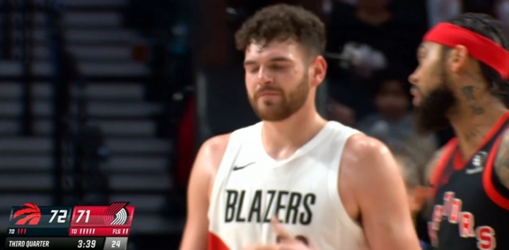 👀第三节末段 斯普利特换下克林根 但没上杨瀚森 上了小阵容